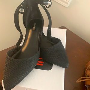Express All Black Flats